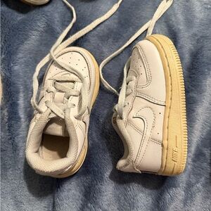 Nike Kids White and Tan Sneakers